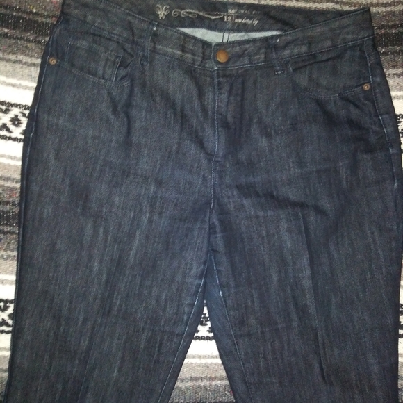 Coldwater Creek | Bootcut Dark Wash Jeans Size 12 - Picture 4 of 8